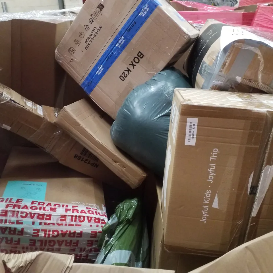 PALLET CONTAINING ASSORTED PRODUCTS INCLUDING PLAYPEN, CHILDREN TRICYCLE, 4 ARMS ROTARY AIRER, SHOE BOXES & TOILET SEAT 