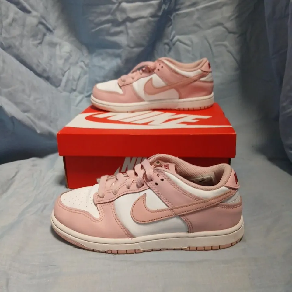 NIKE DUNK LOW YOUTH SNEAKERS – PINK/WHITE SIZE 1