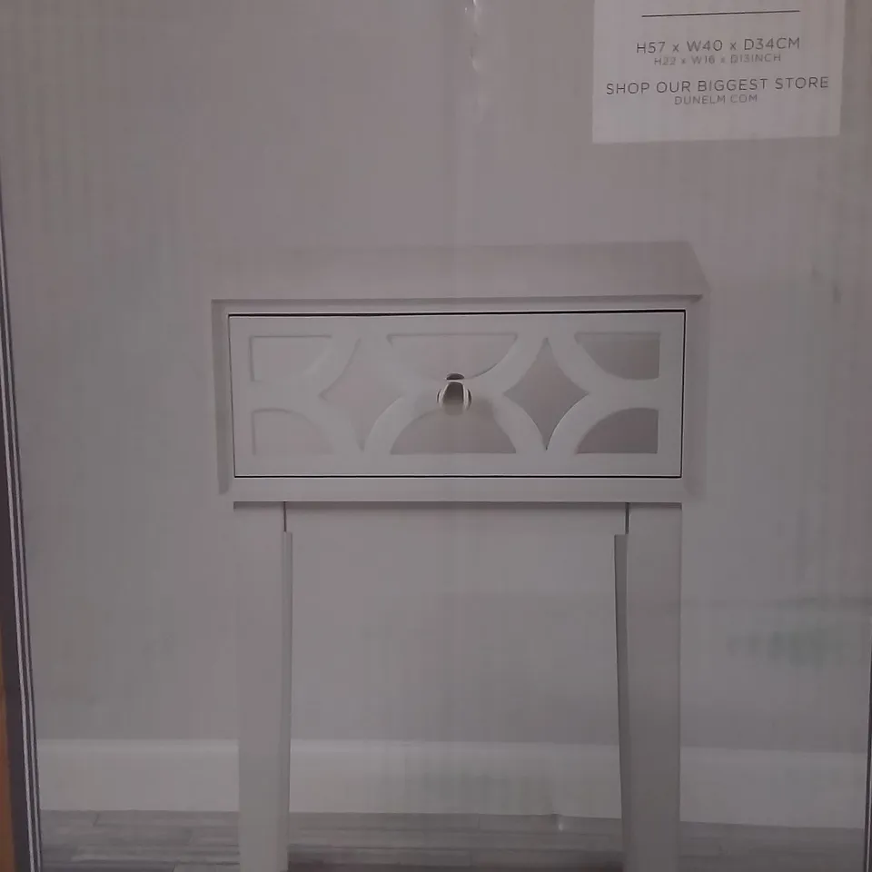 BOXED DELPHI 1 DRAWER BEDSIDE IN GREY - H57 X W40 X D34 CM 