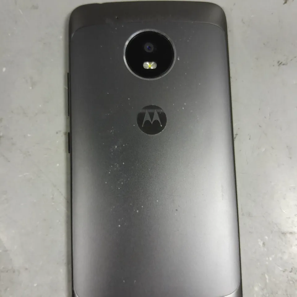 MOTOROLA MOTO SMARTPHONE - MODEL UNSPECIFIED 