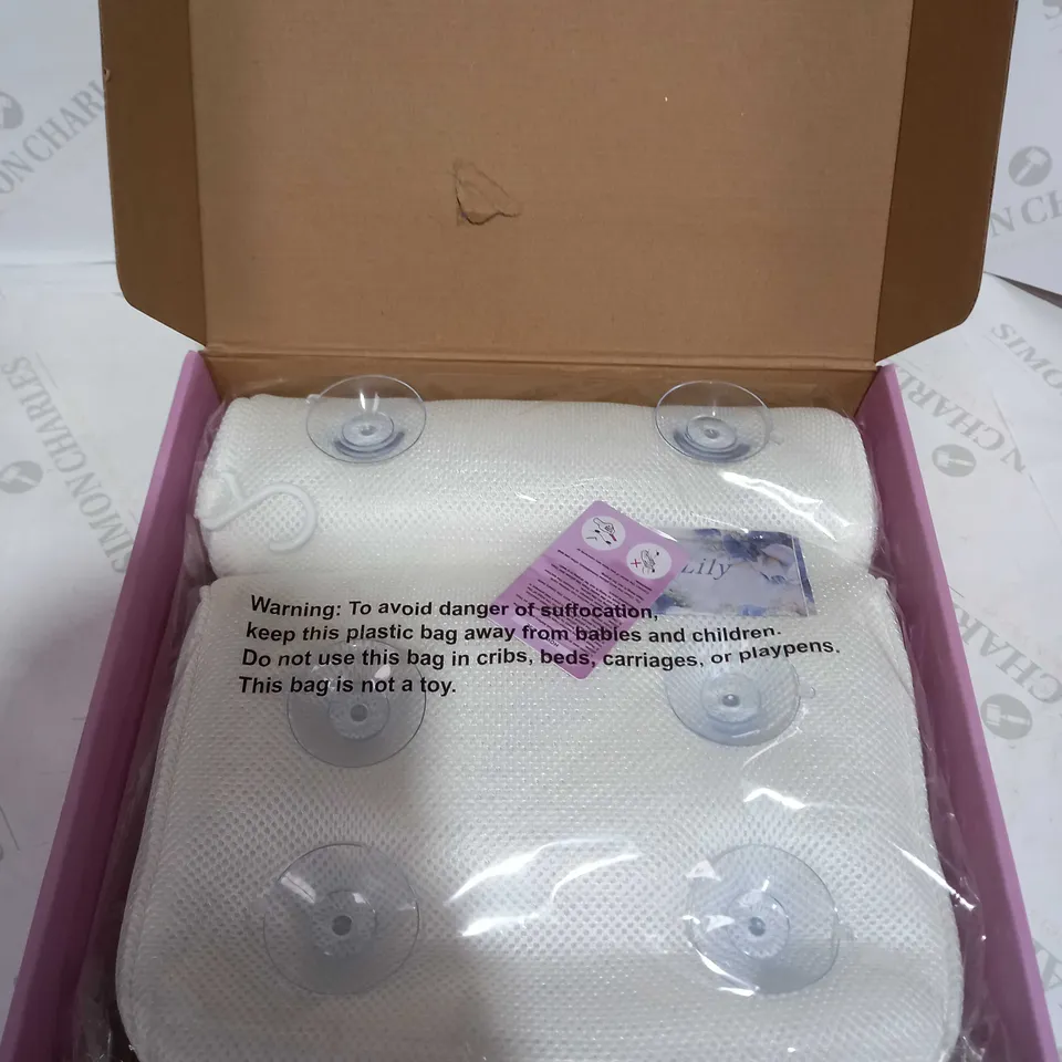 BACH&BERG RELAXING SPA BATH PILLOW 