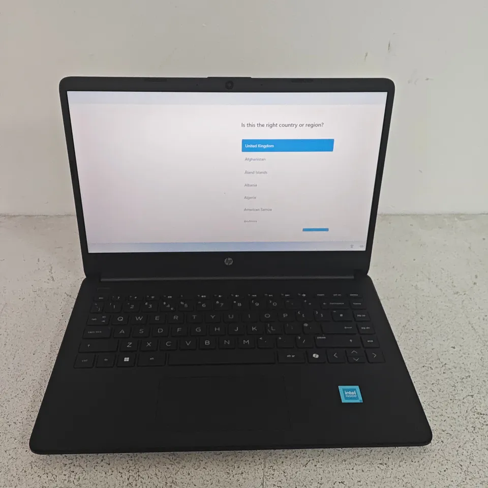 UNBOXED HP INTEL INSIDE LAPTOP IN BLACK - 14S-DQ3001NA