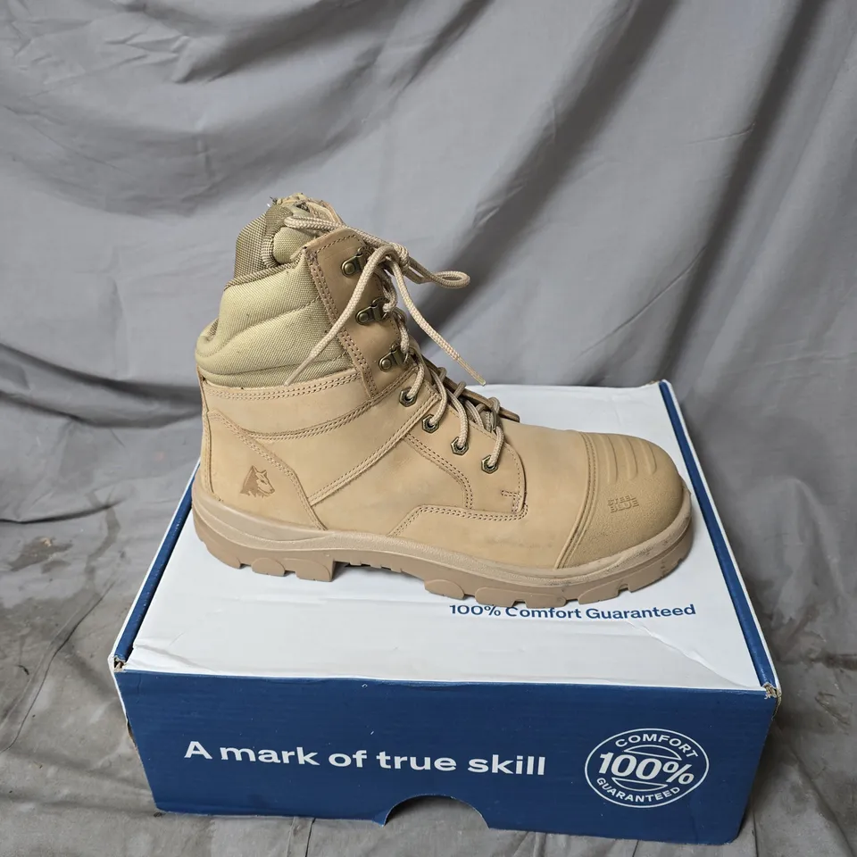 STEEL BLUE TAN COMBAT-STYLE BOOTS – MEN'S FOOTWEAR (LACE-UP), ON ORIGINAL BOX SIZE 49