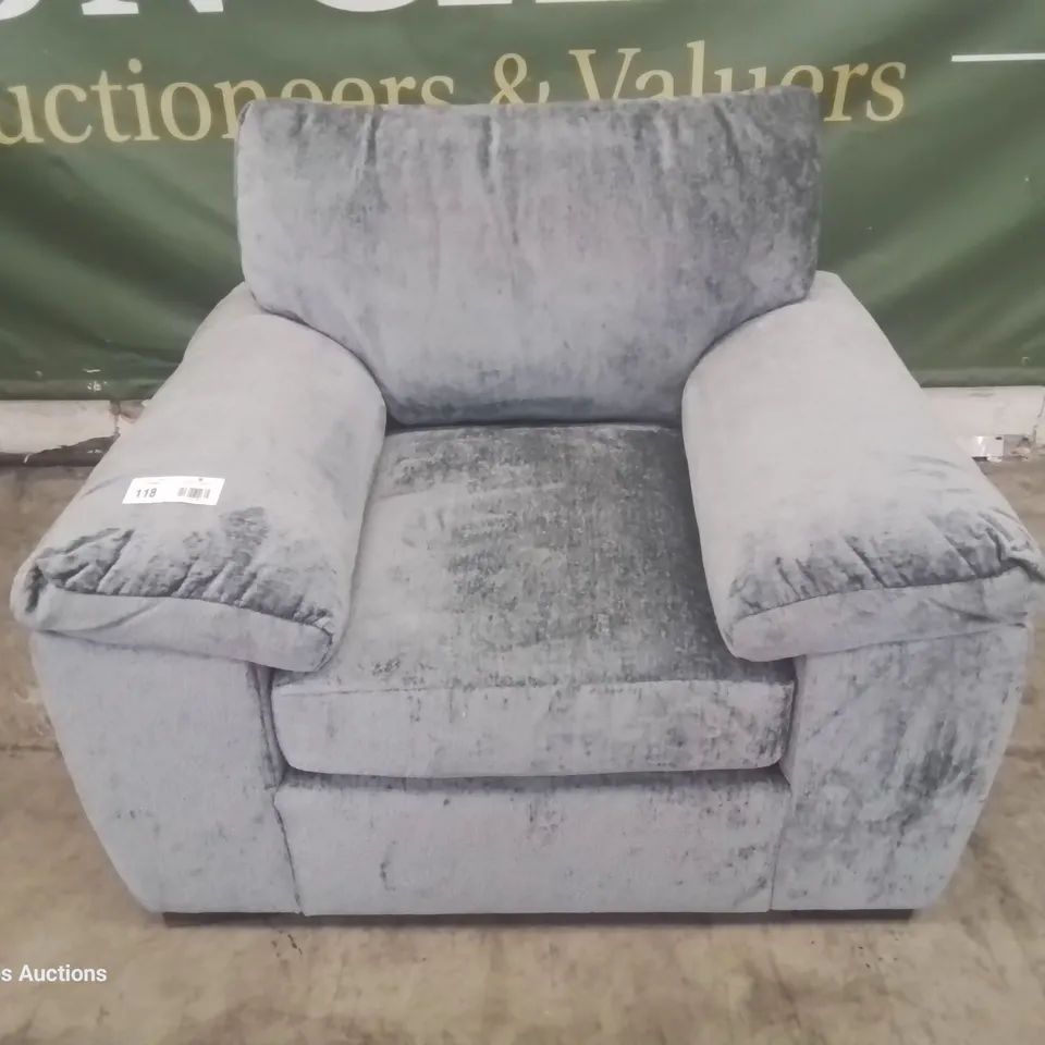 DESIGNER EASY CHAIR MINK PLUSH FABRIC