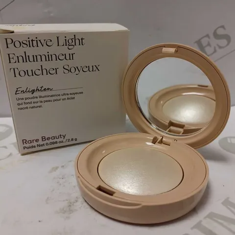RARE BEAUTY ENLIGHTEN POSITIVE LIGHT SILKY TOUCH HIGHLIGHTER 
