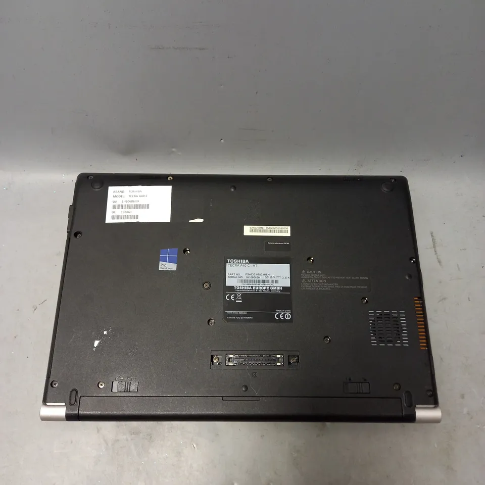 TOSHIBA TECRA A40-C LAPTOP IN SILVER