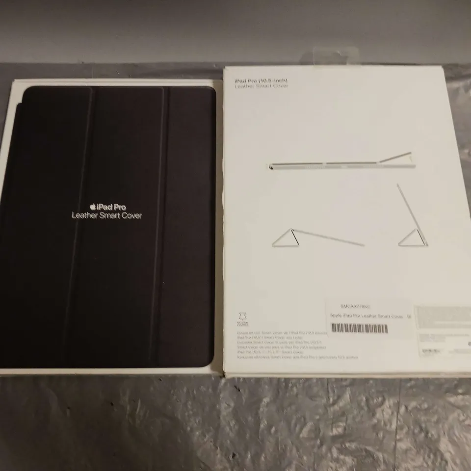 LOT OF 4 IPAD PRO 10.5" LEATHER SMART CASES - BLACK