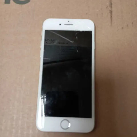 APPLE IPHONE 7 (A1778)