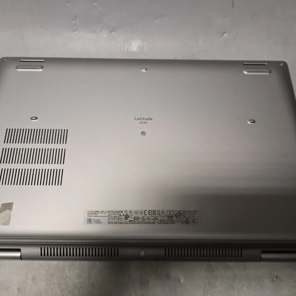 DELL LATITUDE 5540 LAPTOP