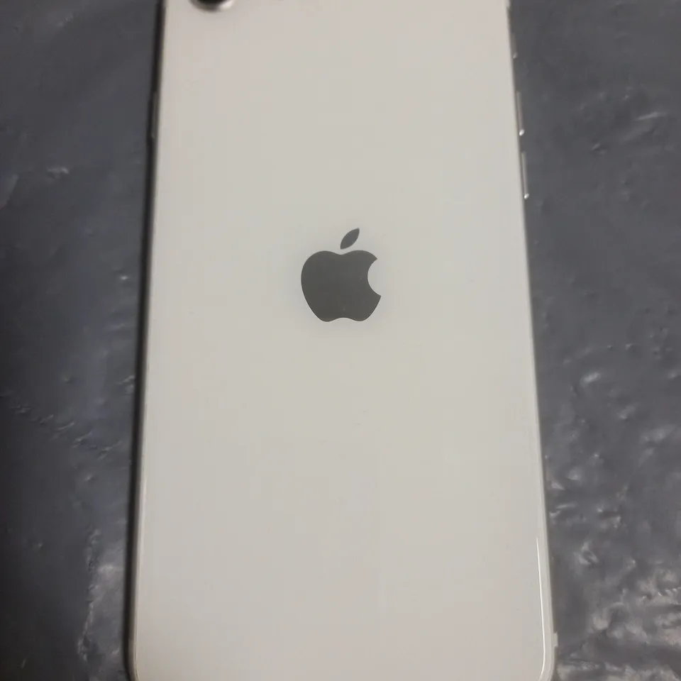APPLE IPHONE SE SMARTPHONE 