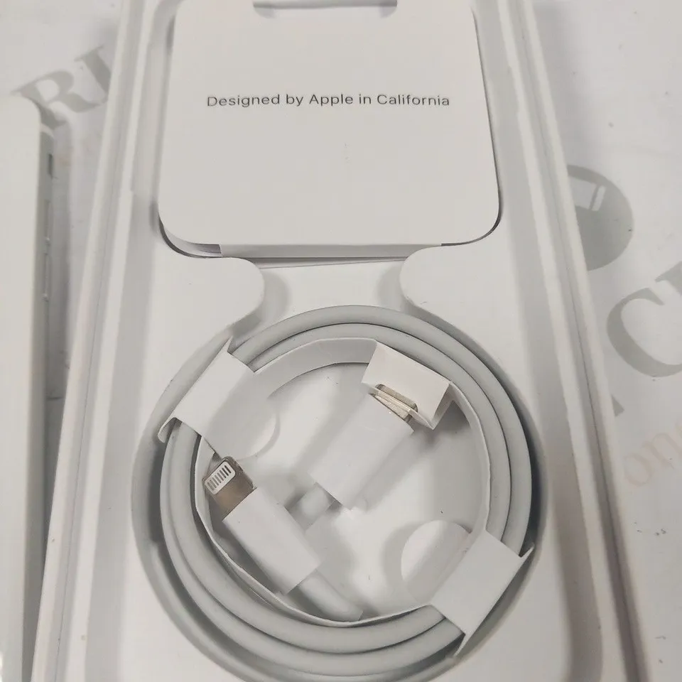 BOXED APPLE IPHONE SE MOBILE PHONE