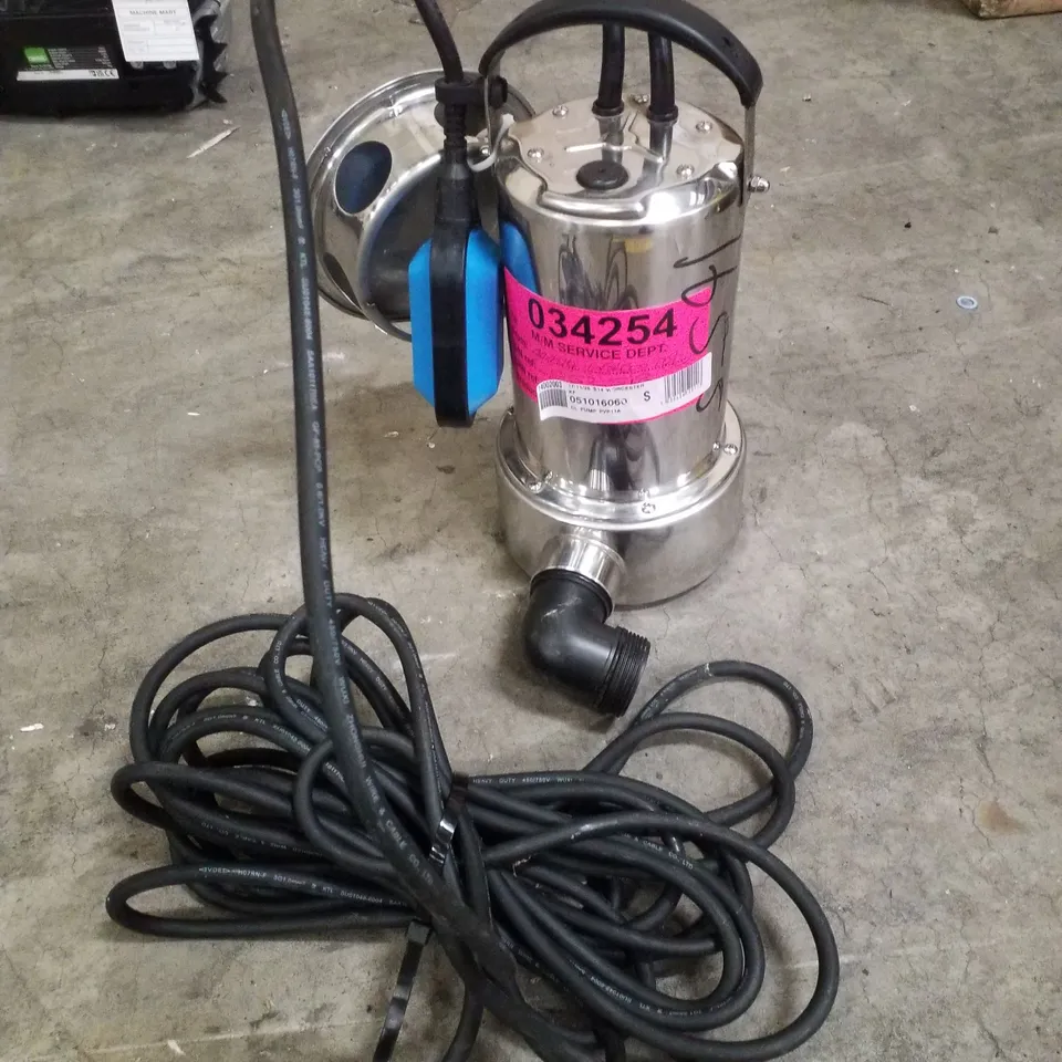 BOXED CLARKE 1100W STAINLESS STEEL DIRTY WATER SUBMERSIBLE PUMP