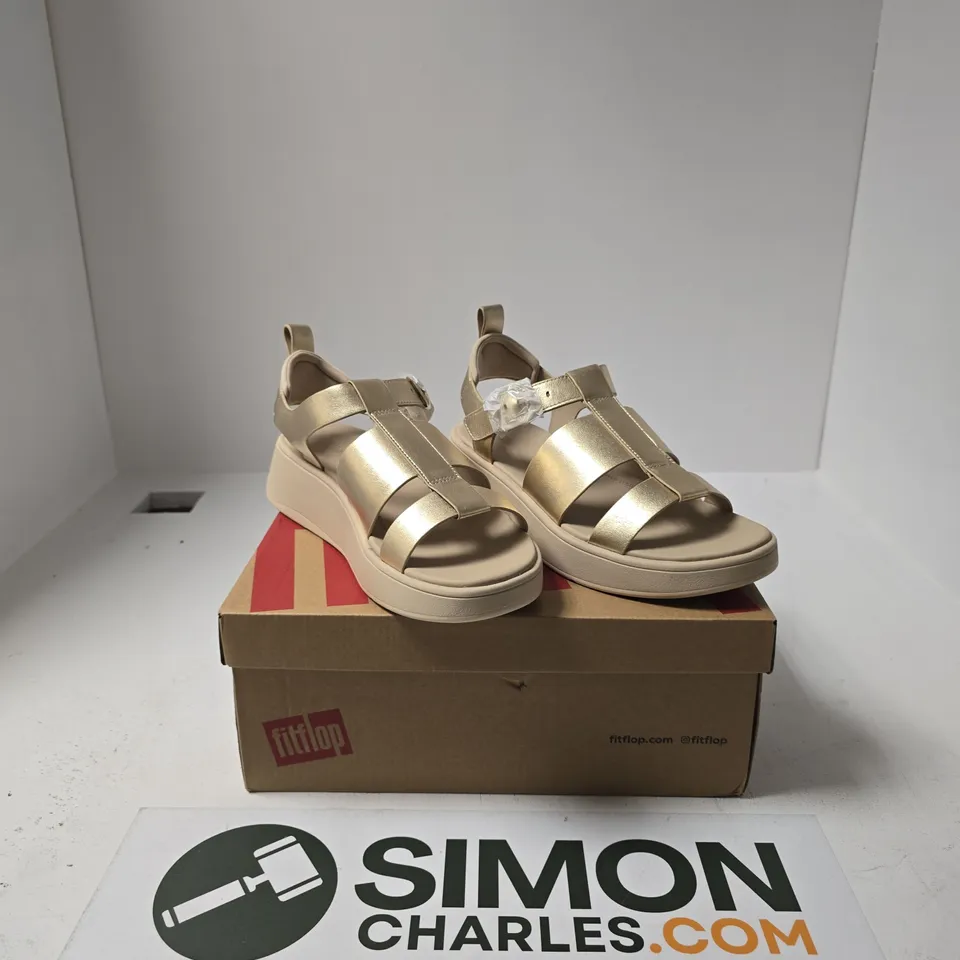 BOXED PAIR OF FITFLOP FLATFORM FISHERMAN SANDALS SIZE UK 06