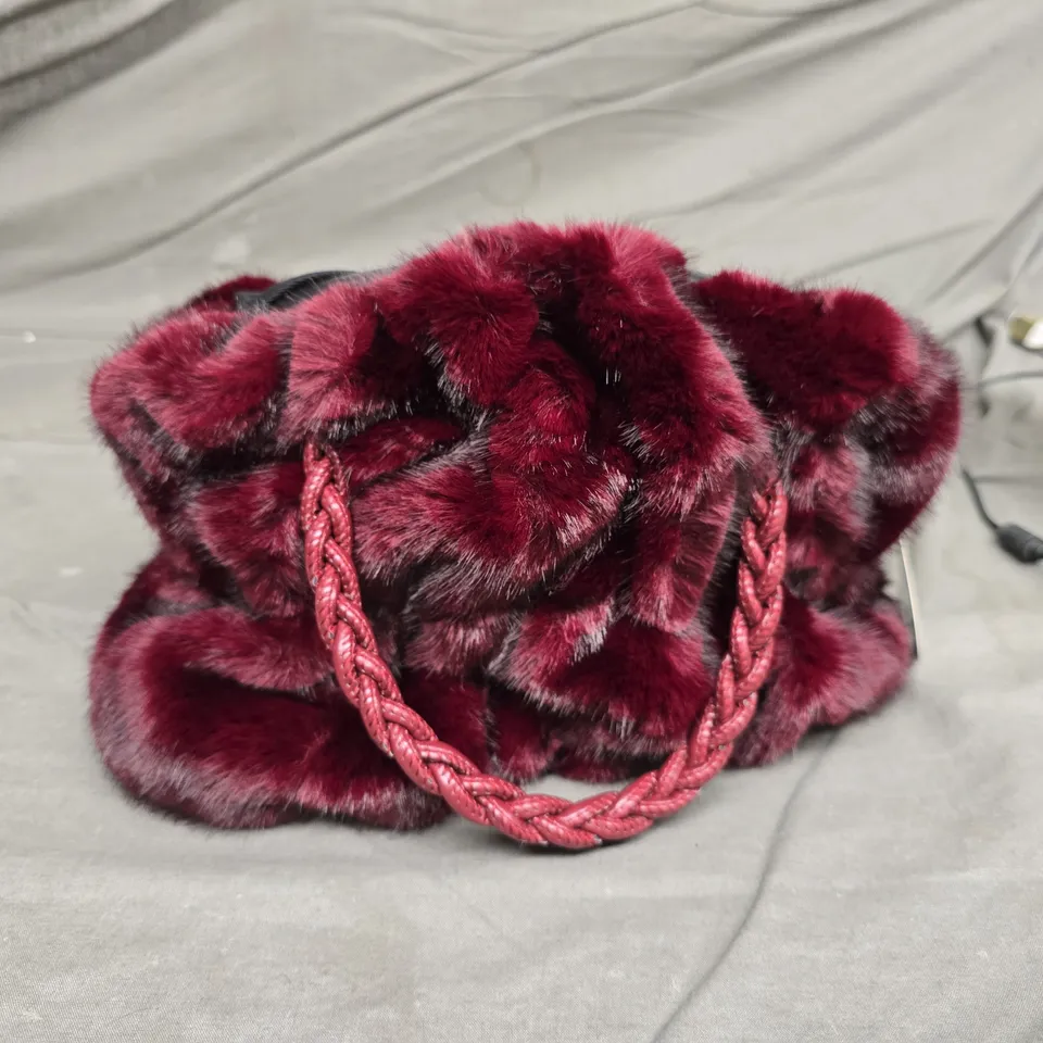 BO FAUX FUR VIOLET HANDBAG – BGM2504-7