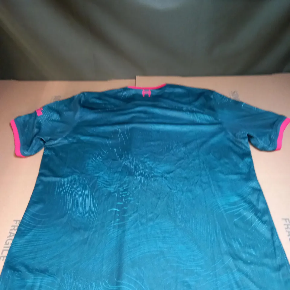 MENS LIVERPOOL FC AWAY JERSEY SIZE L