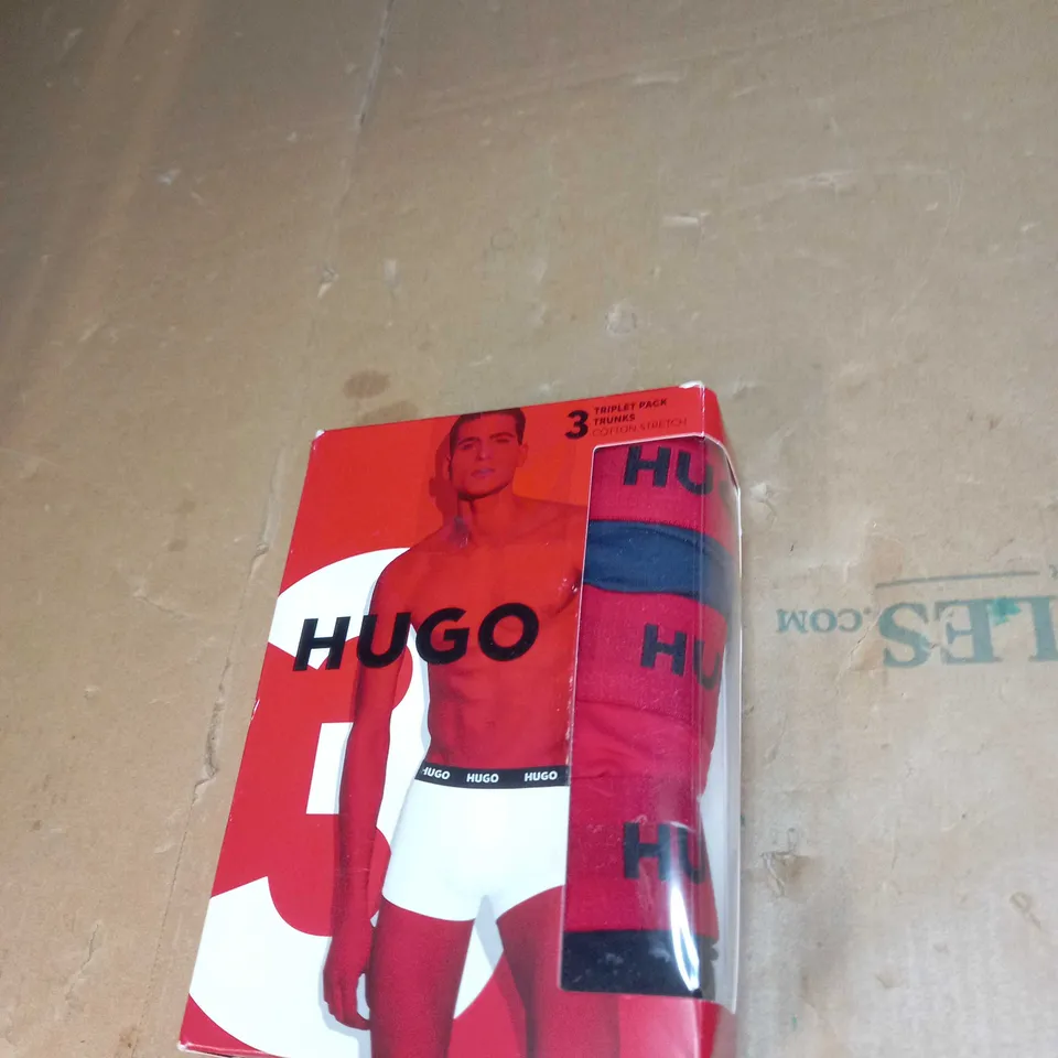 HUGO BOSS 3 TRIPLET PACK OF TRUNKS SIZE M