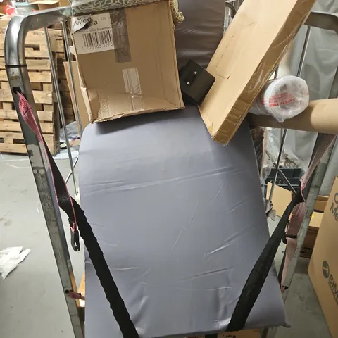 CAGE OF 8 ASSORTED HOUSEHOLD ITEMS 