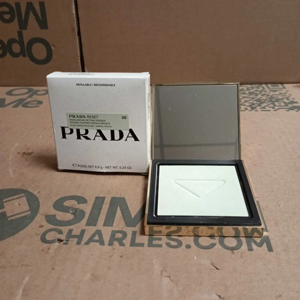 PRADA REST SOFT MATTE 00 UNIVERSAL SETTING POWDER 6.8G