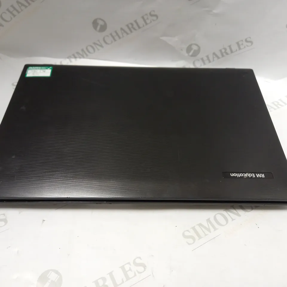 RM NOTEBOOK 320 LAPTOP IN BLACK