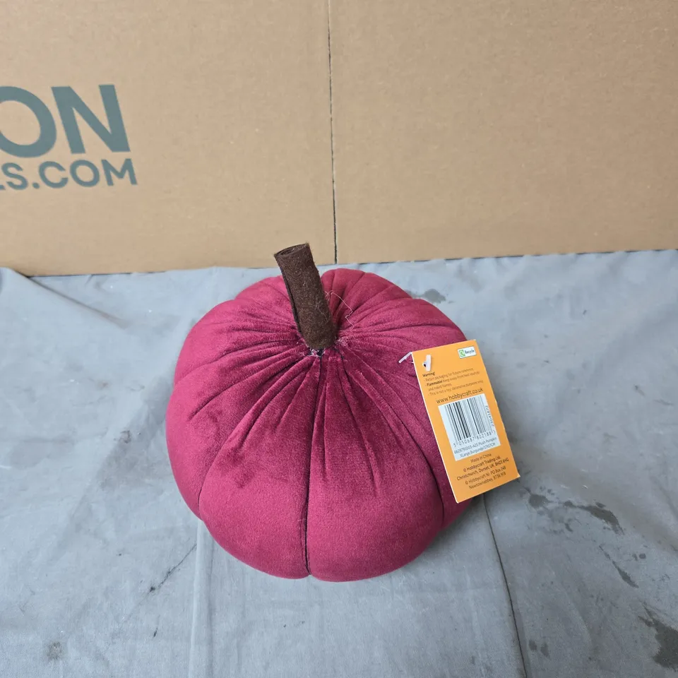 BOX OF APPROXIMATELY 80 HOBBYCRAFT PLUSH PUMPKIN – PURPLE