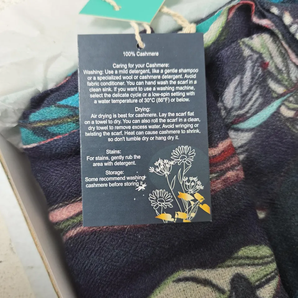 LA MAREY 100% CASHMERE SCARF