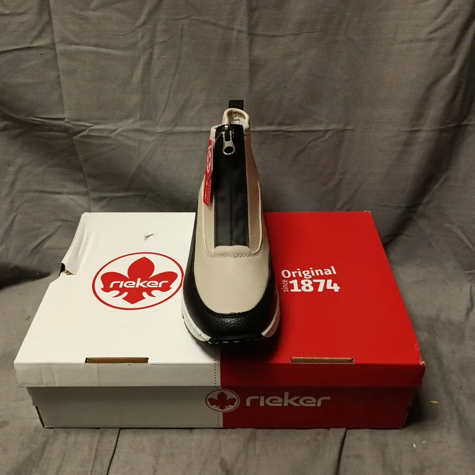 BOXED PAIR OF RIEKER WOMENS BOOTS, N6352-60, BEIGE LADIES ANKLE BOOT - SIZE 38