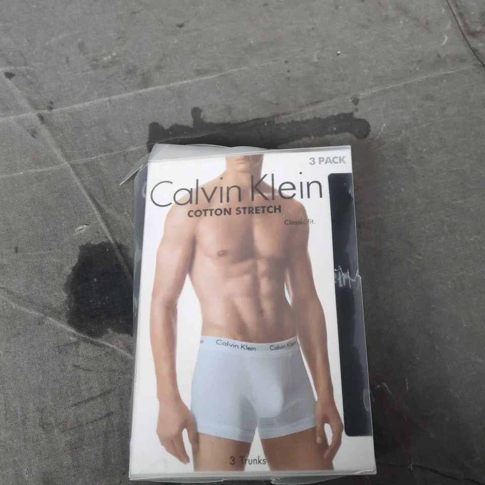 CALVIN KLEIN COTTON STRETCH TRUNKS – 3 PACK (MEN'S UNDERWEAR)
