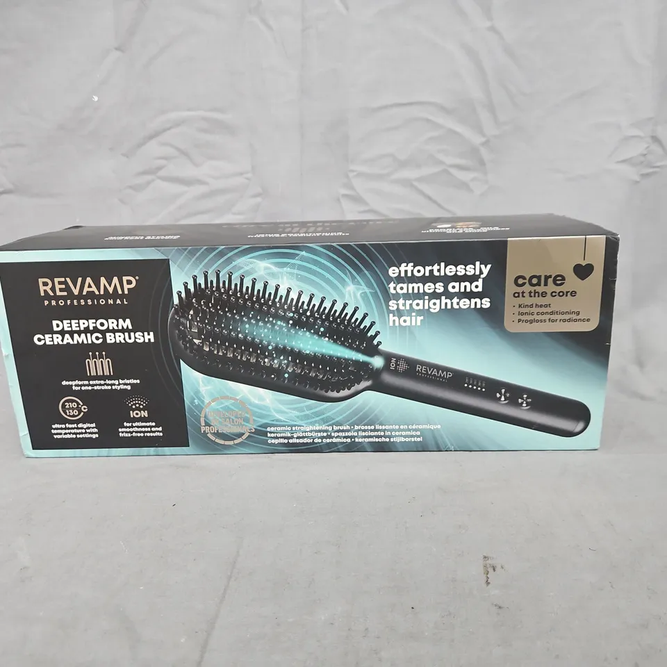 BOXED REVAMP PROFESSIONAL DEEPFORM CERAMIC BRUSH BR-2000X-GB