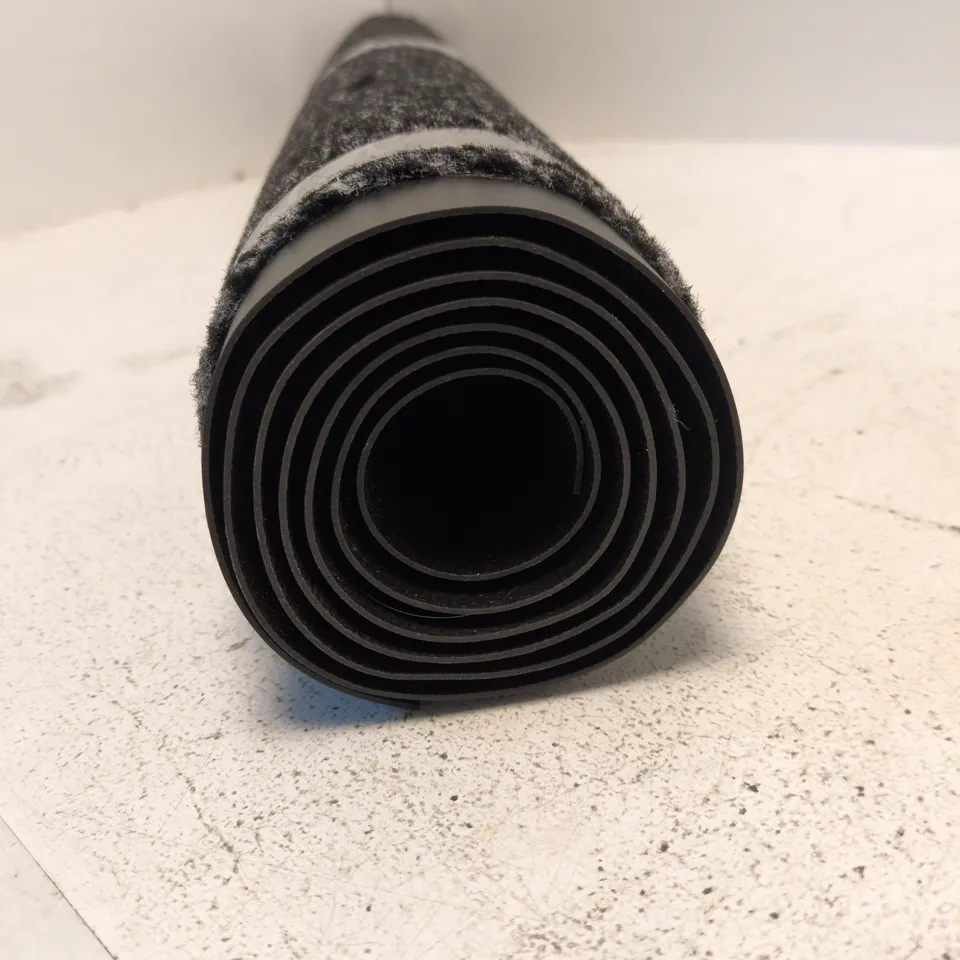 LARGE RUG– BLACK AND GREY TEXTURED