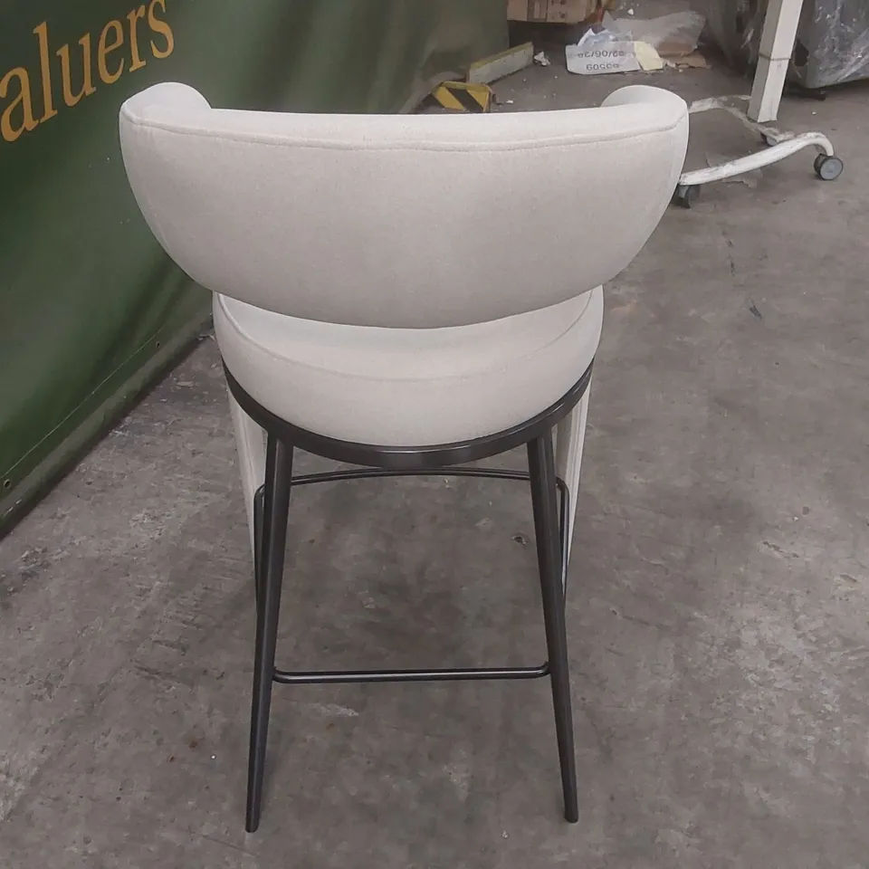 DANETTI RHETT CREAM PLUSH FABRIC BAR STOOL