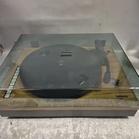 BOXED LENCO TURNTABLE WITH BLUETOOTH - LS-300WD V2