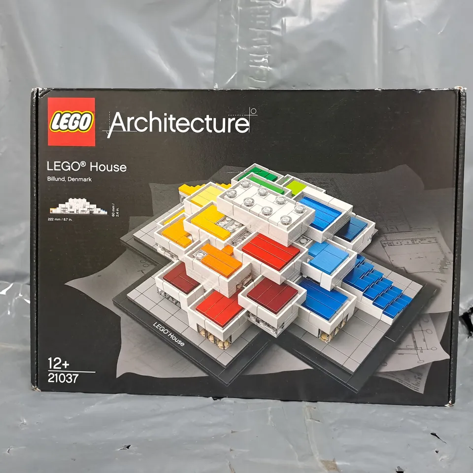 LEGO ARCHITECTURE 21037 - LEGO HOUSE
