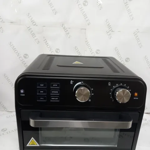 BOXED COOK'S ESSENTIAL 21-LITRE AIRFRYER OVEN IN BLACK