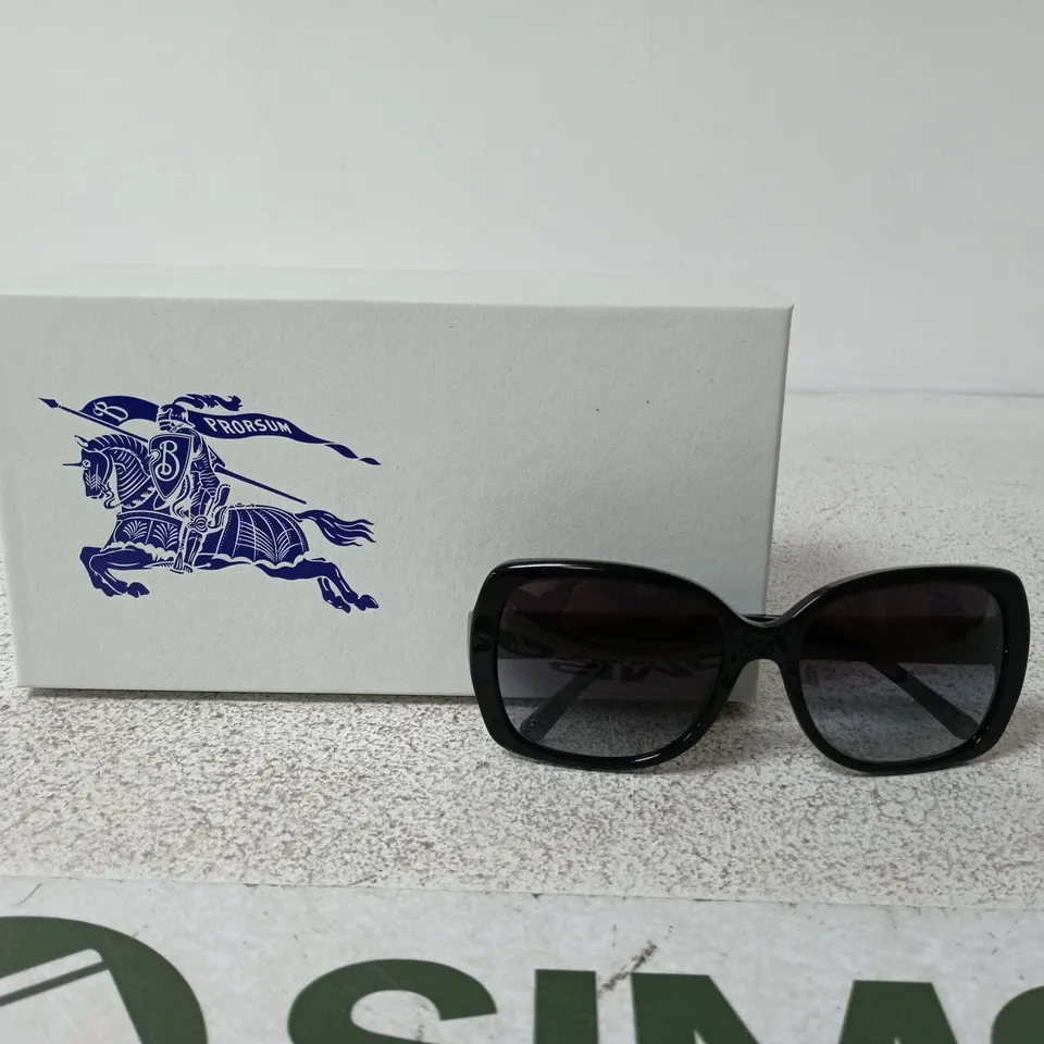 BOXED BURBERRY SUNGLASSES