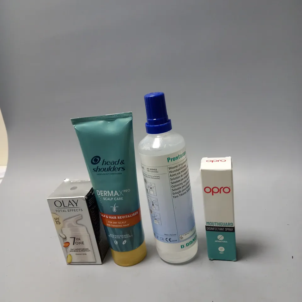 LOT OF APPROXIMATELY 20 COSMETICS ITEMS TO INCLUDE MOISTURISER , SHAMPOO , DISINFECTANT SPRAY   , ETC  