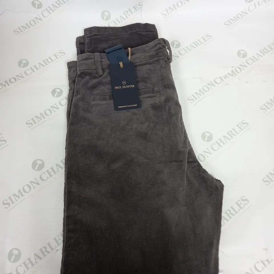 PAUL HUNTER CORD TROUSERS SIZE W34 L32