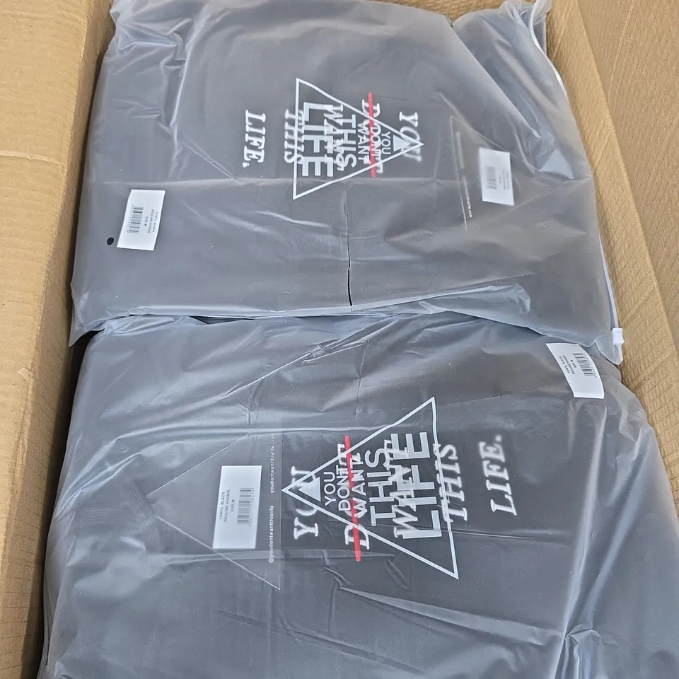 APPROXIMATELY 20 YOU DONT WANT THIS LIFE BRANDED HOODIES IN BLACK - M