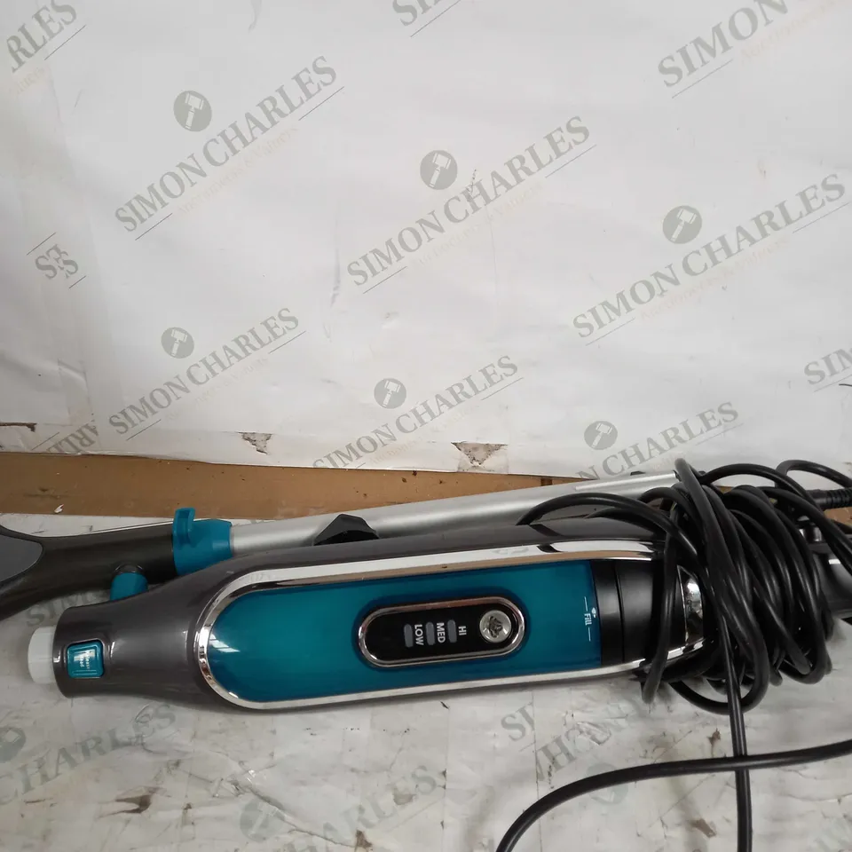 SHARK KLIK AND FLIP STEAM MOP