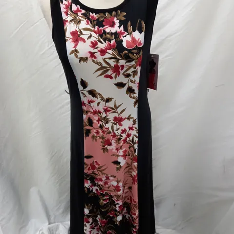 NINALEONARD SCOOP NECK DRESS - SMALL