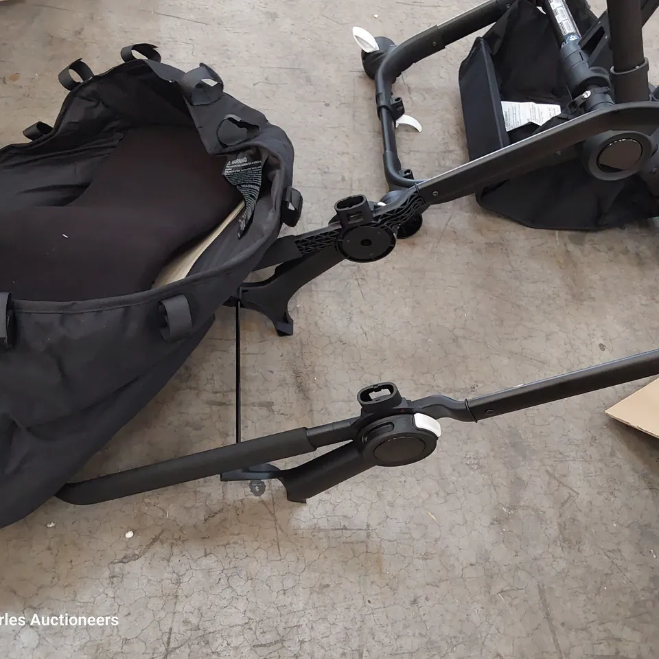 BUOABO DONKEY 5 DUO COMPLETE SET BLACK RRP £1529