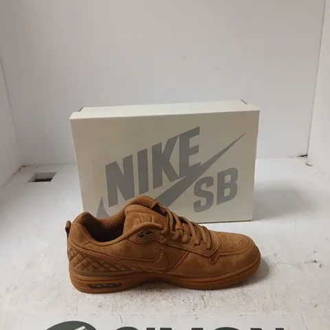 BOXED NIKE SB PAUL RODRIGUEZ ZOOM AIR LOW – UK 11 (EU 46) BROWN SUEDE