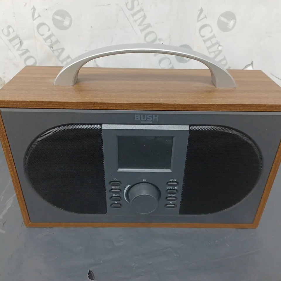BOXED BUSH DAB+/DAB DIGITAL FM RADIO WITH BLUETOOTH