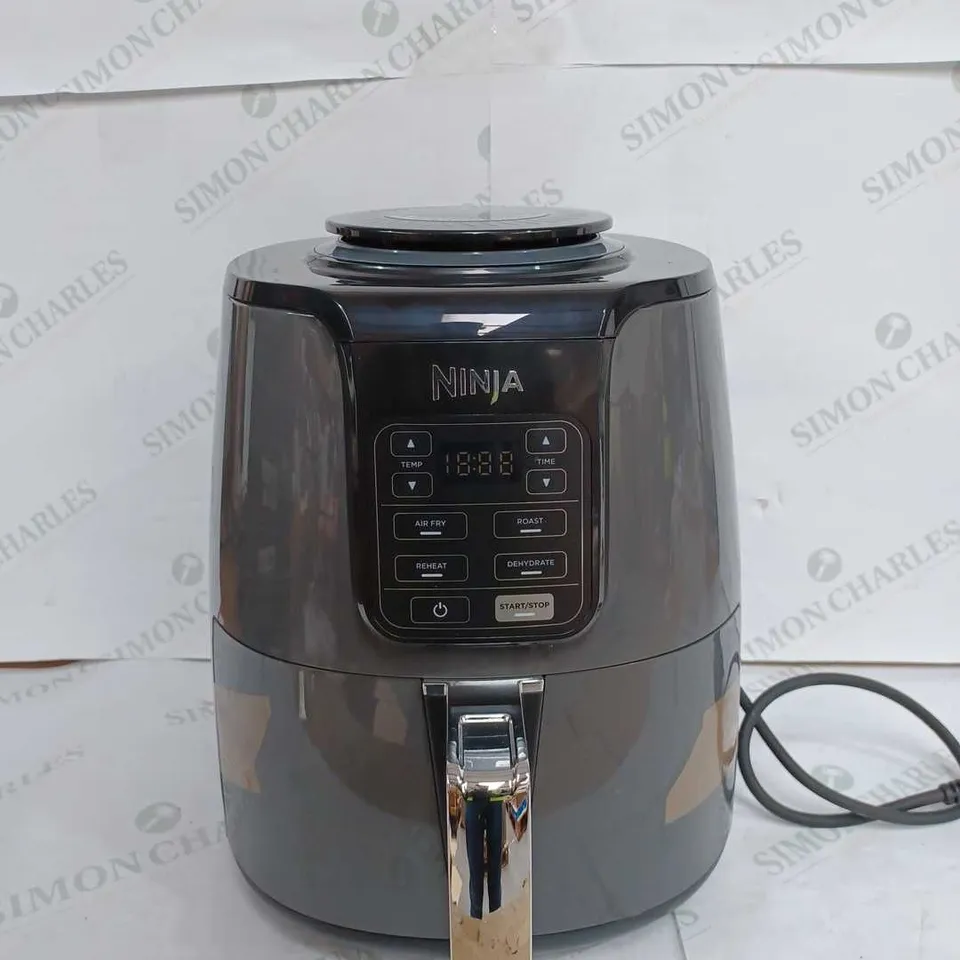 NINJA AIR FRYER