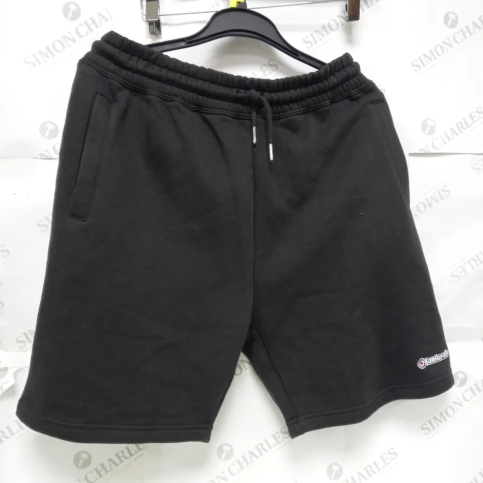 BOX OF APPROXIMATELY 10 ITEMS TO INCLUDE T-SHIRTS, SHORTS, DRESSES ETC