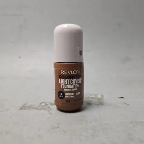 BOXED OF APPROXIMATELY 45 REVLON COLORSTAY LIGHT COVER FOUNDATION 550 MOCHA