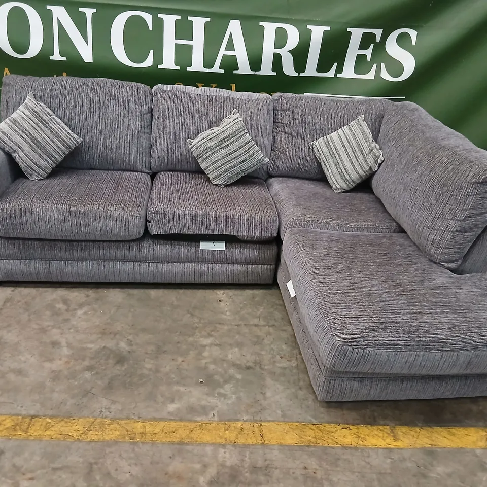 GREY L-SHAPED FABRIC SOFA WITH CHAISE – MODERN SECTIONAL