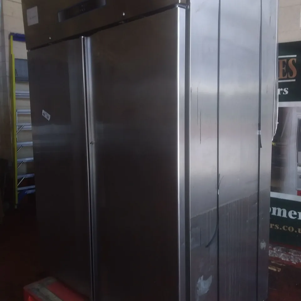 LARGE DOUBLE DISPLAY FRIDGE 