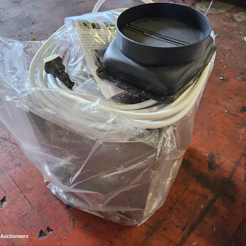 BOXED SILVERLINE CHIMNEY HOOD EXTRACTOR MOTOR Model 1240