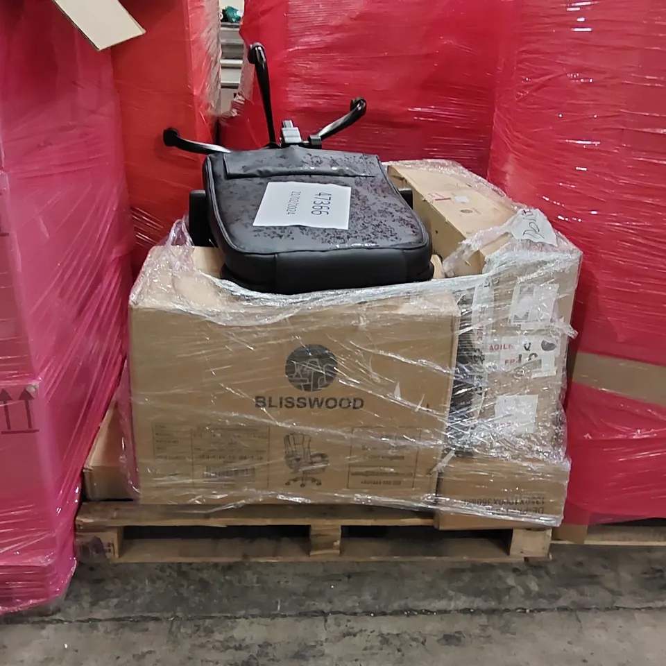 PALLET OF ASSORTED ITEMS INCLUDING: OFFICE CHAIRS, DRESSING TABLE WITH MIRROR, 