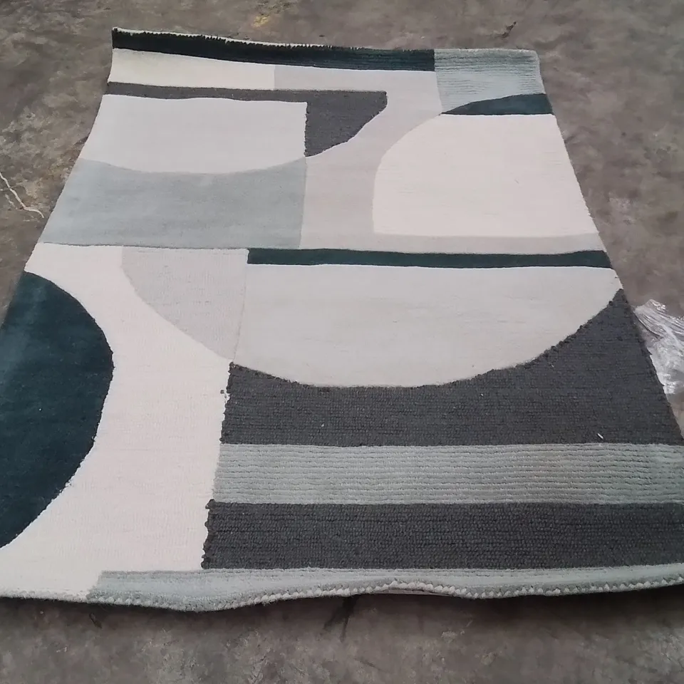 QUALITY DESIGNER AREA RUG - APPROXIMATELY 170X120CM
